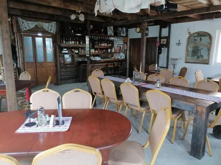 Cabana Dor De-Acas / Restaurant Dor De-Acas Gura Haitii エクステリア 写真